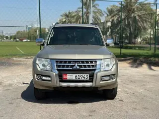 2017 Mitsubishi Pajero in Abu Dhabi used car
