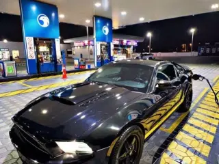 2014 Ford Mustang in Abu Dhabi used car