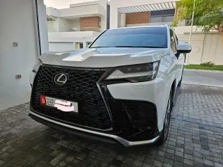 2022 Lexus LX600 in Abu Dhabi used car