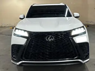 2023 Lexus LX600 in Abu Dhabi used car