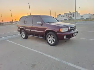 2004 Nissan Pathfinder in Abu Dhabi used car