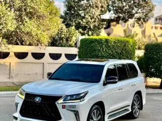 2017 Lexus LX 570 in Abu Dhabi used car