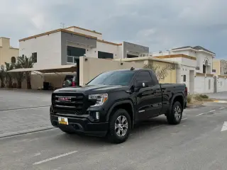 2019 GMC Sierra in Abu Dhabi used car