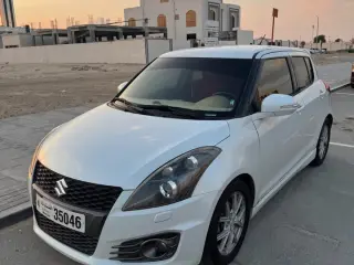 2016 Suzuki Swift في Abu Dhabi سيارة مستعملة