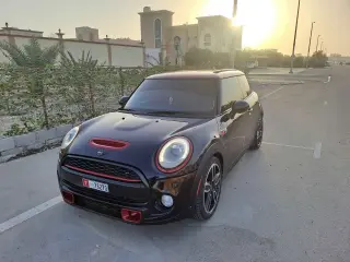 2015 Mini Coupe في Abu Dhabi سيارة مستعملة