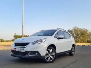 2015 Peugeot 2008 في Abu Dhabi سيارة مستعملة
