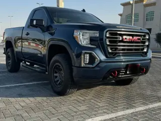 2020 GMC Sierra in Abu Dhabi used car