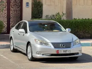 2012 Lexus ES in Abu Dhabi used car