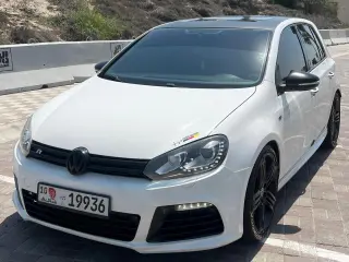 2013 Volkswagen Golf in Abu Dhabi used car