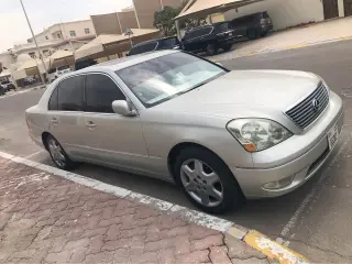 2002 Lexus LS 430 in Abu Dhabi used car