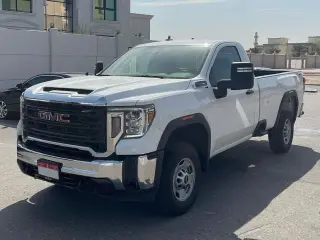 2021 GMC Sierra in Abu Dhabi used car