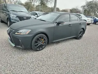 2012 Lexus IS in Abu Dhabi used car