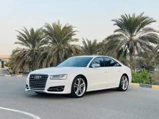 2015 Audi S8 in Abu Dhabi used car