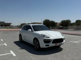 2013 Porsche Cayenne in Abu Dhabi used car
