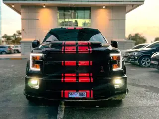 2017 Ford F150 في Abu Dhabi سيارة مستعملة