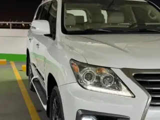 2015 Lexus LX 570 in Abu Dhabi used car