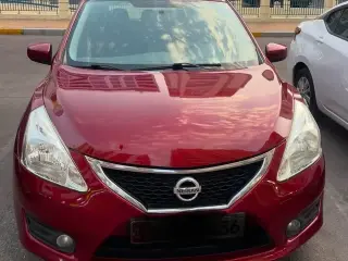 2014 Nissan Tiida in Abu Dhabi used car