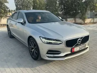 2018 Volvo S90 في Abu Dhabi سيارة مستعملة