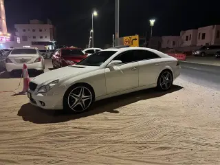 2009 Mercedes-Benz CLS in Abu Dhabi used car