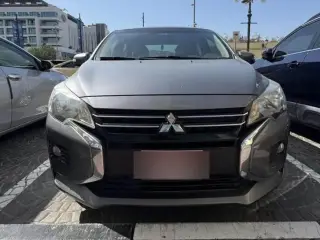 2022 Mitsubishi Attrage في Abu Dhabi سيارة مستعملة