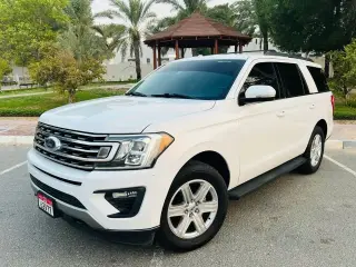 2018 Ford Expedition في Abu Dhabi سيارة مستعملة