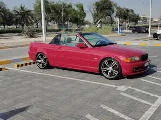 2002 BMW 3-Series في Abu Dhabi سيارة مستعملة