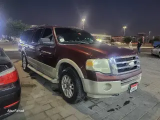 2009 Ford Expedition في Abu Dhabi سيارة مستعملة