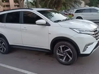 2020 Toyota Rush في Abu Dhabi سيارة مستعملة