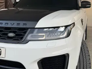 2018 Land Rover Range Rover Sport في Abu Dhabi سيارة مستعملة