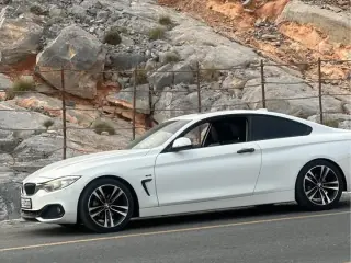2014 BMW 4-Series في Abu Dhabi سيارة مستعملة