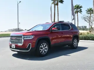2021 GMC Acadia في Abu Dhabi سيارة مستعملة
