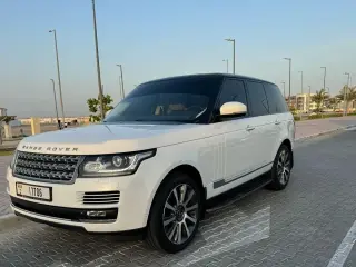 2014 Land Rover Range Rover في Abu Dhabi سيارة مستعملة