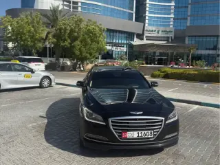 2015 Genesis G80 في Abu Dhabi سيارة مستعملة
