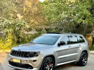 2014 Jeep Grand Cherokee في Abu Dhabi سيارة مستعملة