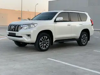 2023 Toyota Prado في Abu Dhabi سيارة مستعملة