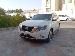 2015 Nissan Pathfinder in Abu Dhabi used car