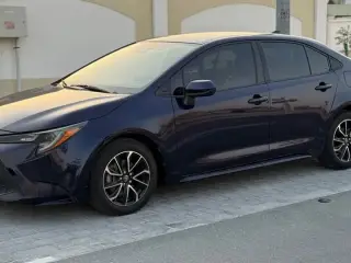 2020 Toyota Corolla في Abu Dhabi سيارة مستعملة