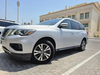 2018 Nissan Pathfinder in Abu Dhabi used car