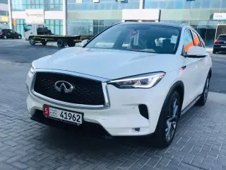 2021 Infiniti QX50 في Abu Dhabi سيارة مستعملة