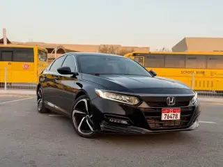 2020 Honda Accord في Abu Dhabi سيارة مستعملة