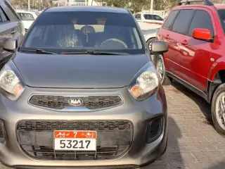 2016 Kia Picanto في Abu Dhabi سيارة مستعملة
