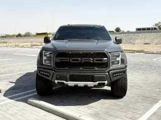 2020 Ford Raptor في Abu Dhabi سيارة مستعملة