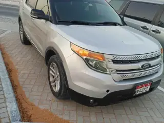 2014 Ford Explorer في Abu Dhabi سيارة مستعملة