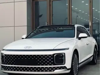 2024 Hyundai Azera in Abu Dhabi used car