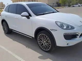 2014 Porsche Cayenne in Abu Dhabi used car