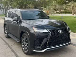2022 Lexus LX600 in Abu Dhabi used car