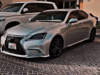 2010 Lexus IS in Abu Dhabi used car