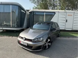 2015 Volkswagen Golf in Abu Dhabi used car