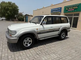 1997 Toyota Land Cruiser in Abu Dhabi used car