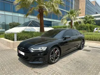 2020 Audi S8 in Abu Dhabi used car